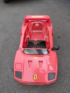 Kinderauto_ Ferrari_F40_2